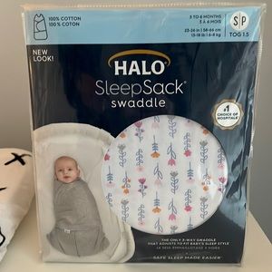 Halo sleepsack swaddle unopened